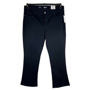 Style & Co SZ 16S SHORT Boot Bootcut Jeans Mid-Rise Dark Wash Stretch Pockets
